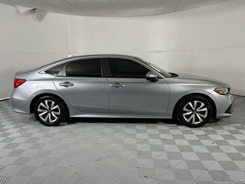 Used 2023 Honda Civic LX image 9