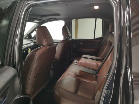 Used 2025 Honda Ridgeline RTL image 11