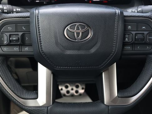 New 2026 Toyota Tacoma TRD Sport RWD image 18