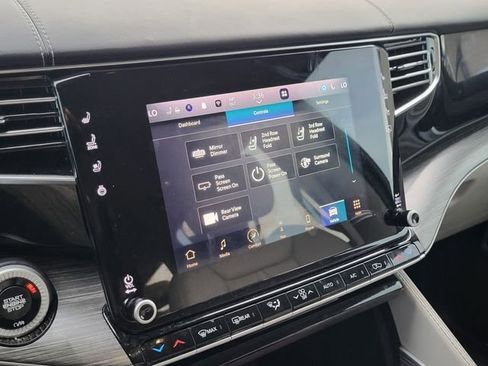 Used 2023 Jeep Wagoneer Series III w/ Rear Seat Video Group 1 image 22