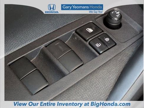 Used 2024 Toyota Corolla LE image 22