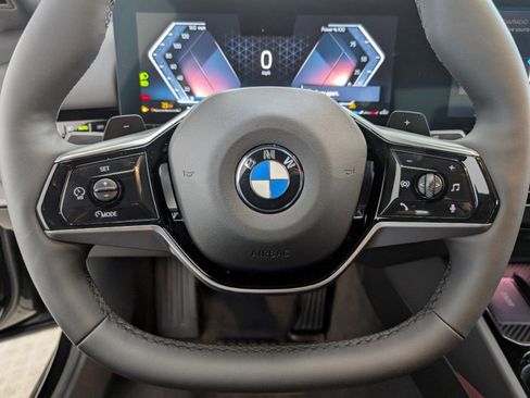 Used 2025 BMW 530i RWD image 17