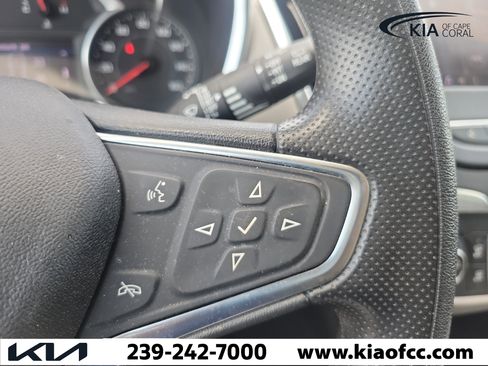 Used 2020 Chevrolet Equinox LT FWD image 29