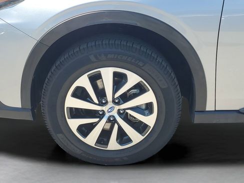 Used 2020 Subaru Outback Premium image 18