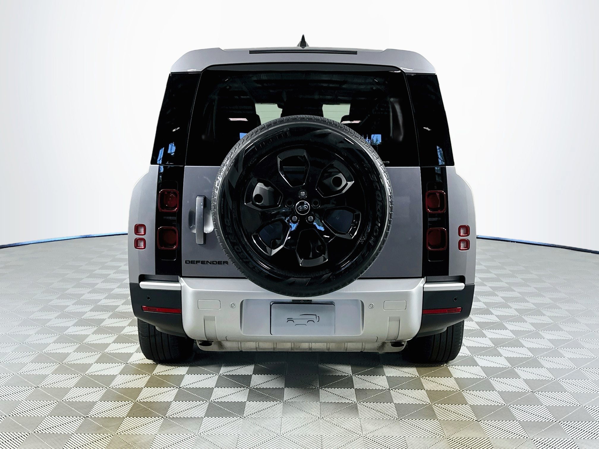 Used 2024 Land Rover Defender 130 S AWD/4WD image 6