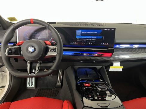 New 2026 BMW M5 Touring image 13