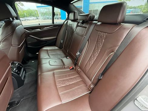 Used 2021 BMW M550i xDrive w/ Executive Package AWD/4WD image 24