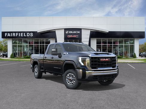 New 2026 GMC Sierra 2500 Pro image 1
