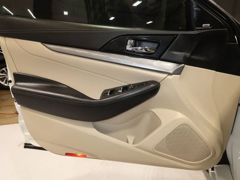 Used 2018 Nissan Maxima 3.5 SL image 21