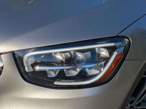 Certified 2022 Mercedes-Benz GLC 300 image 7