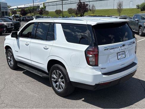 Used 2022 Chevrolet Tahoe LT w/ LT Signature Package AWD/4WD image 19