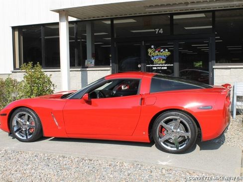 Used 2008 Chevrolet Corvette Coupe w/ Preferred Equipment Group image 10