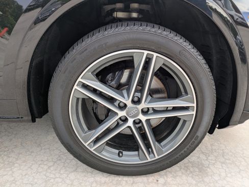 Used 2019 Audi SQ5 Premium Plus w/ Premium Plus Package AWD/4WD image 9