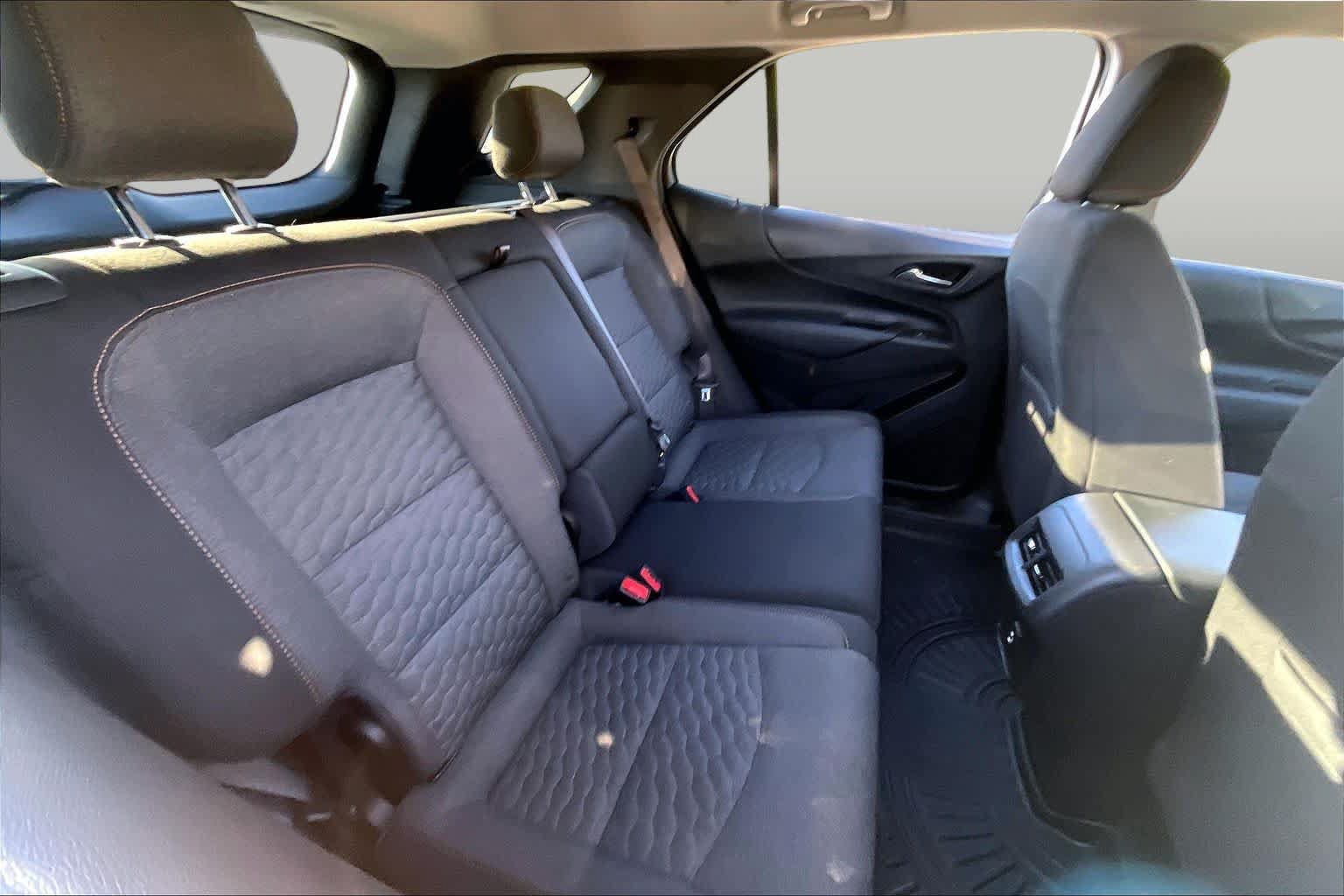 Used 2021 Chevrolet Equinox LT AWD/4WD image 18