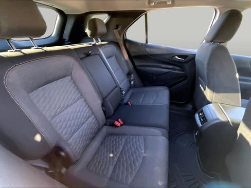 Used 2021 Chevrolet Equinox LT AWD/4WD image 18