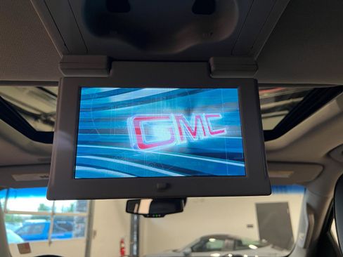 Used 2018 GMC Yukon XL Denali w/ Denali Ultimate Package AWD/4WD image 32