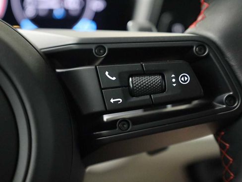 New 2025 Porsche Cayenne GTS image 28