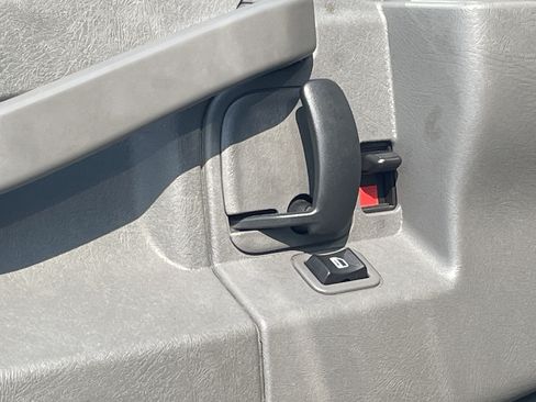 Used 2025 Chevrolet Express 2500 w/ Driver Convenience Package RWD image 15