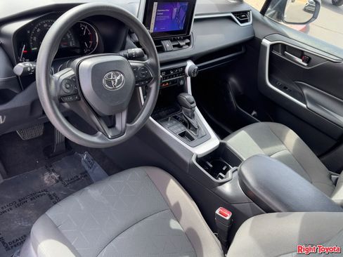 Certified 2024 Toyota RAV4 XLE AWD/4WD image 19