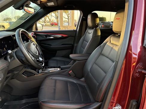 Certified 2025 Chevrolet TrailBlazer RS w/ Driver Confidence Package image 27