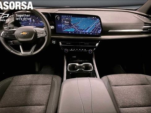 Certified 2026 Chevrolet Traverse LT w/ Driver Confidence Package FWD image 16
