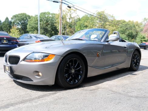 Used 2004 BMW Z4 2.5i image 81