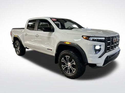 Certified 2024 GMC Canyon AT4 image 8