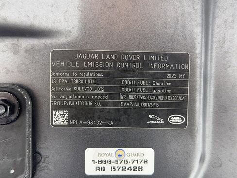 Used 2023 Land Rover Defender 130 First Edition image 57