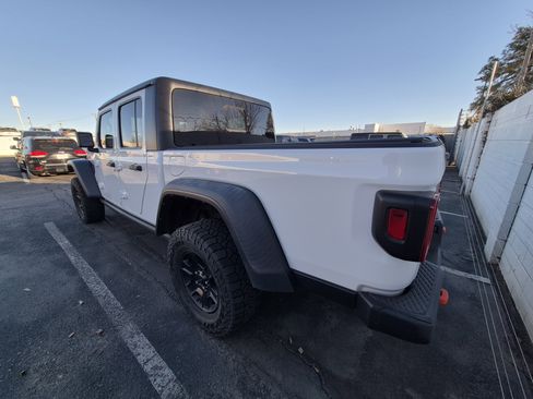 Used 2021 Jeep Gladiator Mojave image 10
