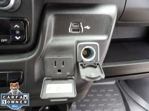Used 2023 RAM ProMaster 2500 w/ Premium Convenience Group (B) FWD image 21