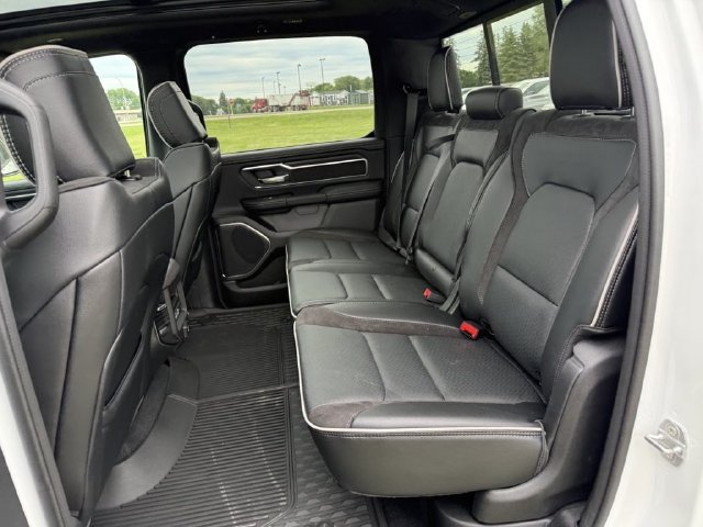 New 2026 RAM 1500 Laramie AWD/4WD image 14