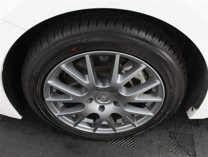 Used 2017 Hyundai Azera Limited FWD image 19