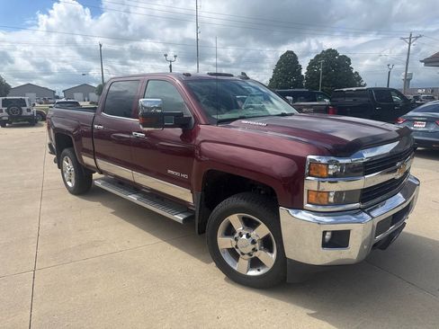 Used 2016 Chevrolet Silverado 2500 LTZ w/ Duramax Plus Package AWD/4WD image 7
