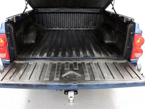 Used 2005 Dodge Dakota ST RWD image 8