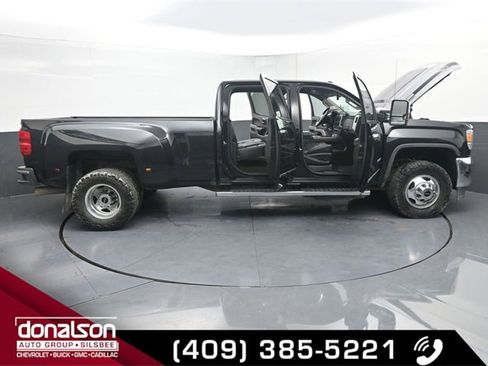 Used 2018 GMC Sierra 3500 SLT w/ Duramax Plus Package image 25