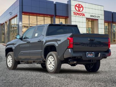 New 2026 Toyota Tacoma SR5