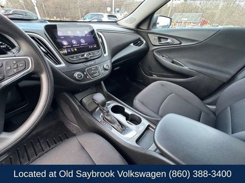 Used 2021 Chevrolet Malibu LS image 33