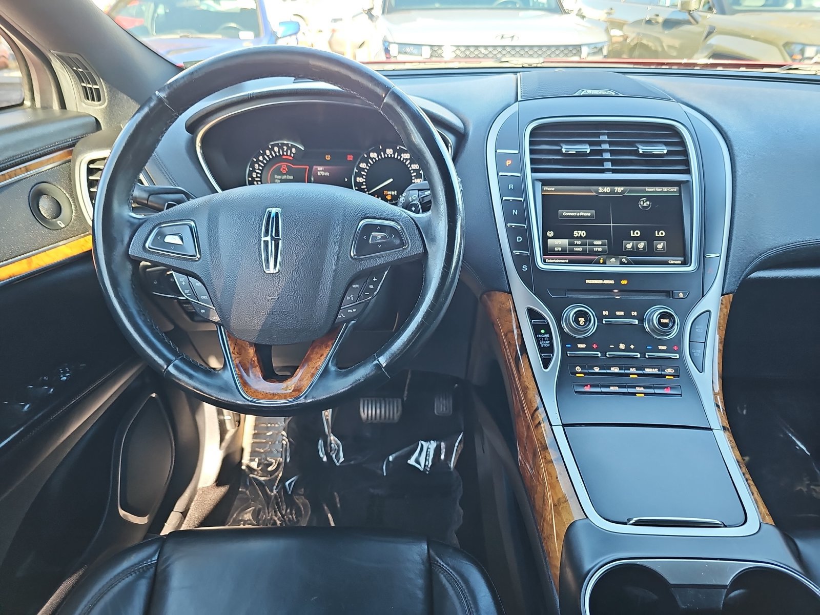 Used 2016 Lincoln MKX Select w/ Select Plus Package FWD image 16