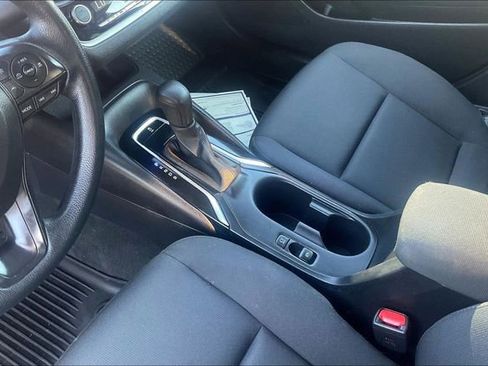 Used 2025 Toyota Corolla LE image 15