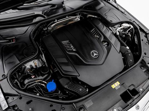 Used 2019 Mercedes-Benz S 560 4MATIC Sedan image 51