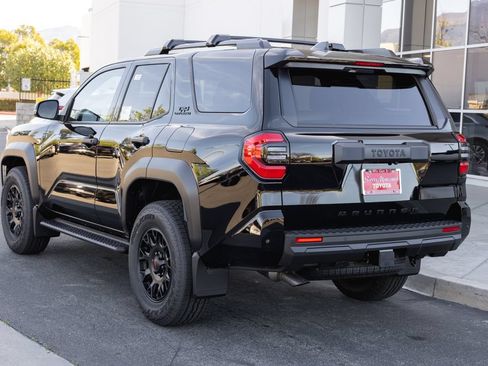 New 2026 Toyota 4Runner TRD Off-Road Premium AWD/4WD image 7