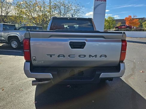 Certified 2024 Toyota Tacoma SR5 image 7