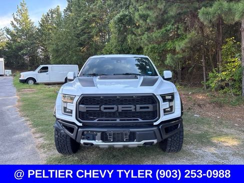 Used 2018 Ford F150 Raptor w/ Equipment Group 802A Luxury AWD/4WD image 2