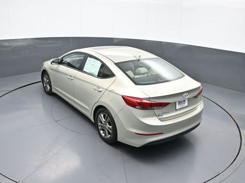 Used 2017 Hyundai Elantra Value Edition w/ Cargo Package FWD image 39