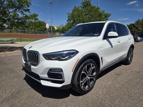 Used 2021 BMW X5 xDrive45e w/ Parking Assistance Package AWD/4WD image 2