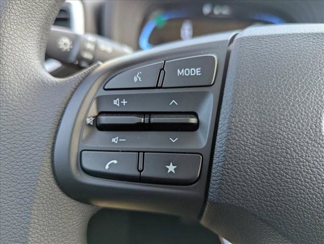 New 2026 Hyundai Venue SE FWD image 13