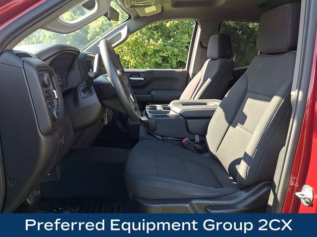 Used 2020 Chevrolet Silverado 1500 Custom Trail Boss w/ Custom Convenience Package AWD/4WD image 2
