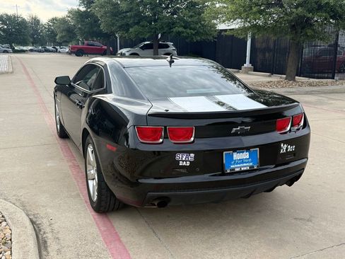 Used 2011 Chevrolet Camaro LT RWD image 3