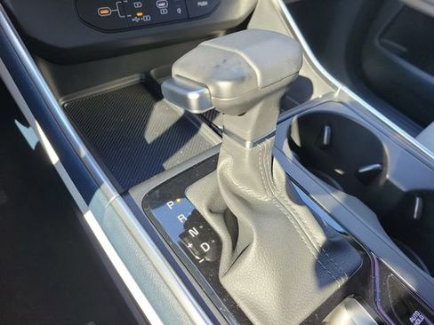 New 2026 Kia Carnival EX image 28