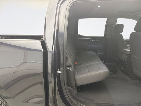 Used 2022 Chevrolet Silverado 1500 LT image 18